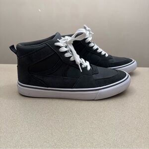 Airwalk Men's Sneakers Mens 9 1/2 Charcoal Grey Skateboard Shoes Lace Up